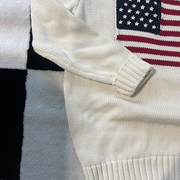 Brandy Melville Cream Flag Sweater - Picture 3 of 3